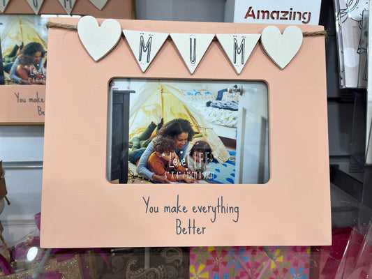 Love Life Frame with Bunting - Mum